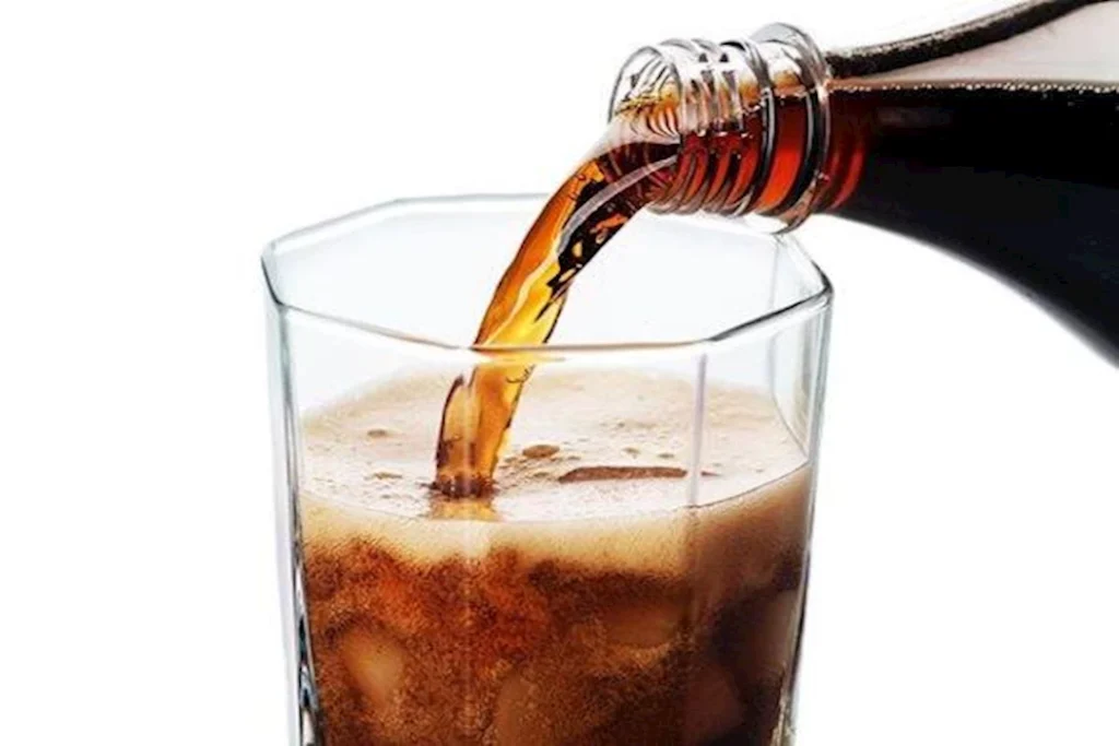 ما الذي يميز الصودا الخالية من السكر عن الصودا الدايت؟