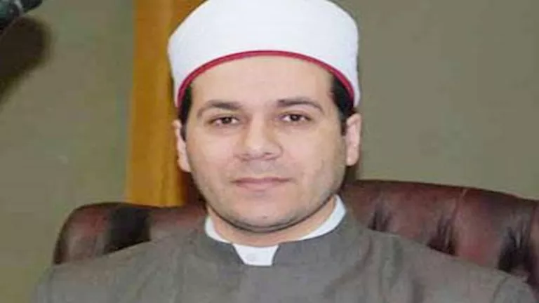 مظهر شاهين يطلب من فريق عمل فيلم “الست” التبرع بأجورهم لـ”تحيا مصر”