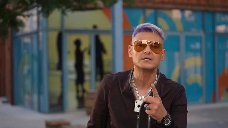 رامز جلال: “لو غنيت فيه ناس كتير هتقعد في البيت” (فيديو)