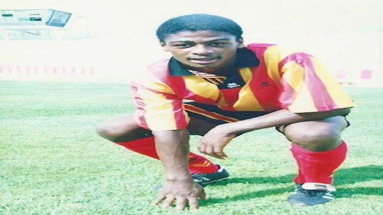 راضي الجعايدي يكشف كواليس بدايته الكروية واحترافه في إنجلتراv