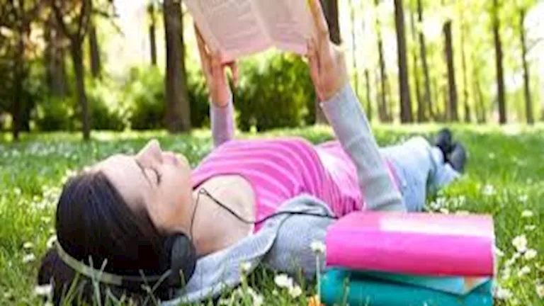 اكتشف فوائده.. الغناء مفتاح الصحة النفسية والجسدية