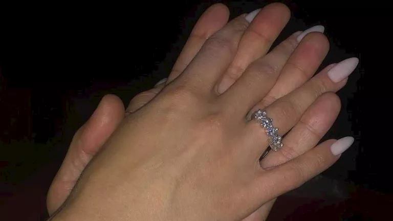 كيف احتفل محمد فراج بعيد ميلاد زوجته بسنت شوقي؟