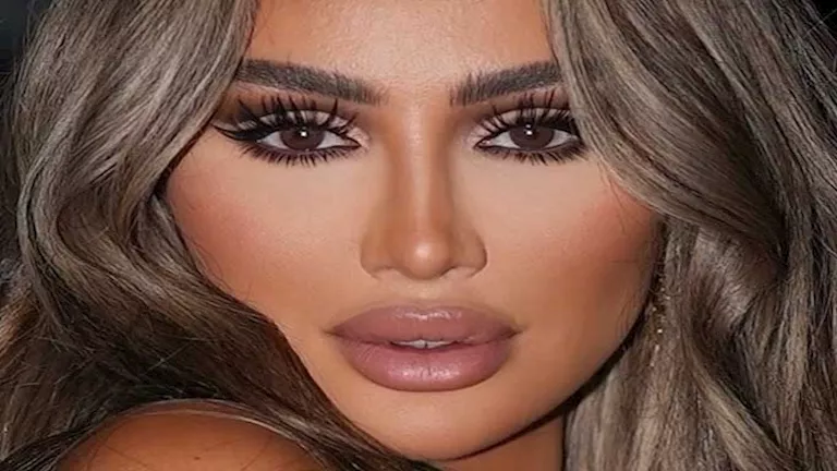 أحدث جلسة تصوير جريئة لـ مايا دياب من حفلها الغنائي في دبي