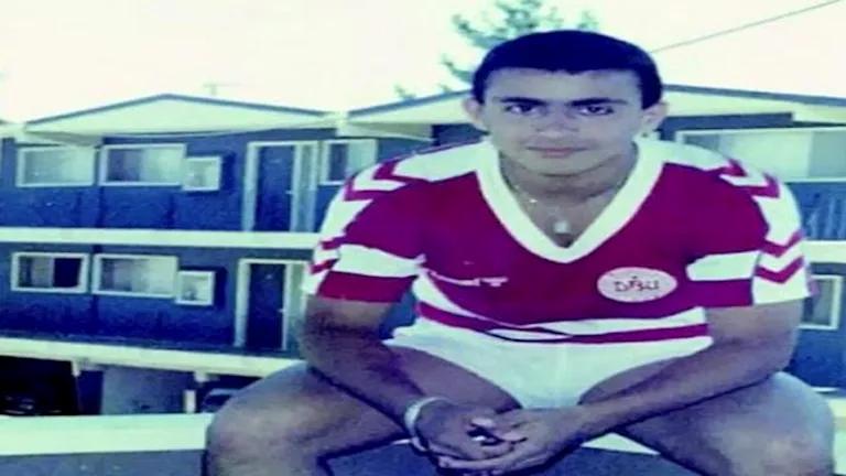 10 معلومات تكشف علاقة أحمد السقا بكرة القدم قبل فيديو صلاح