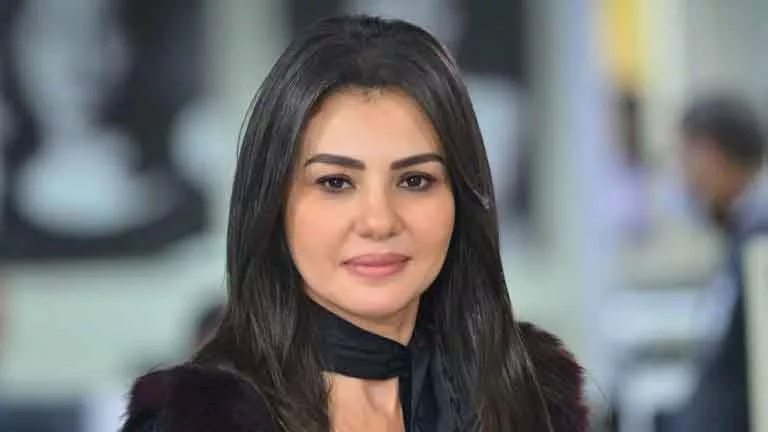 دينا فؤاد بإطلالة جريئة في أحدث ظهور لها