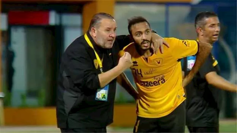 القادسية يتلقى الهزيمة بثنائية من العربي بالدوري الكويتي