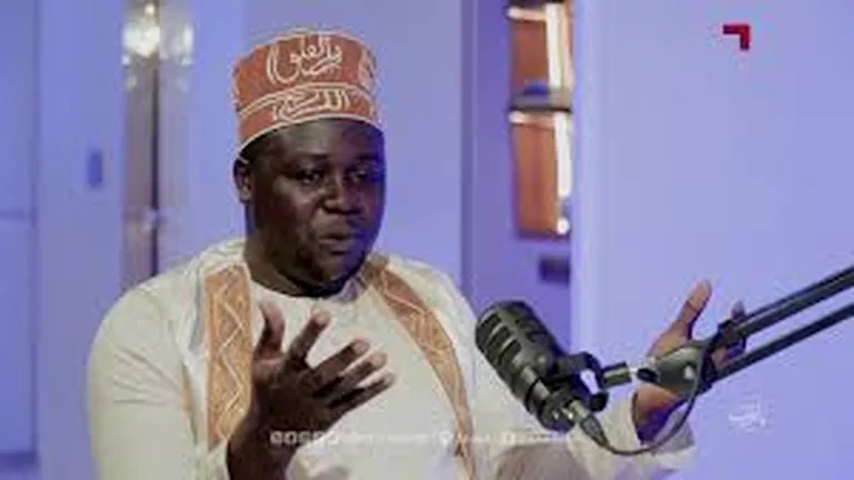 مصراوي يحاور محلل جزر القمر الذي خطف الأنظار في “المجلس”