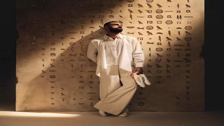 محمد صلاح يجهز نجوم منتخب مصر نفسياً قبل كأس الأمم الأفريقية