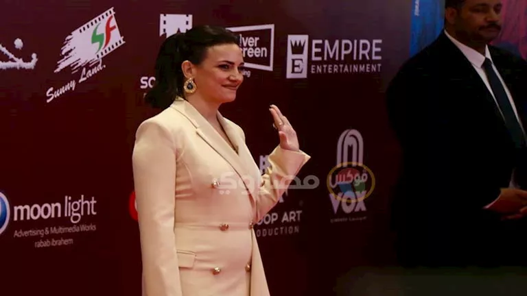 بالصور.. ريهام عبدالغفور تتألق في العرض الخاص لفيلم “خريطة رأس السنة”