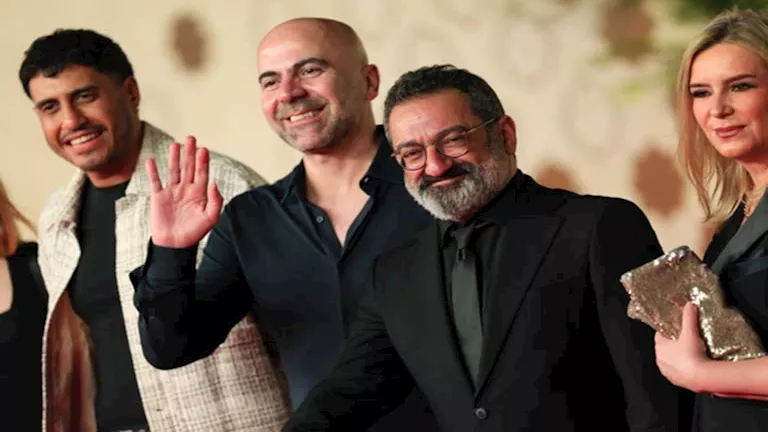 جورج خباز يشاهد فيلمه يونان مع جمهور “البحر الأحمر السينمائي”