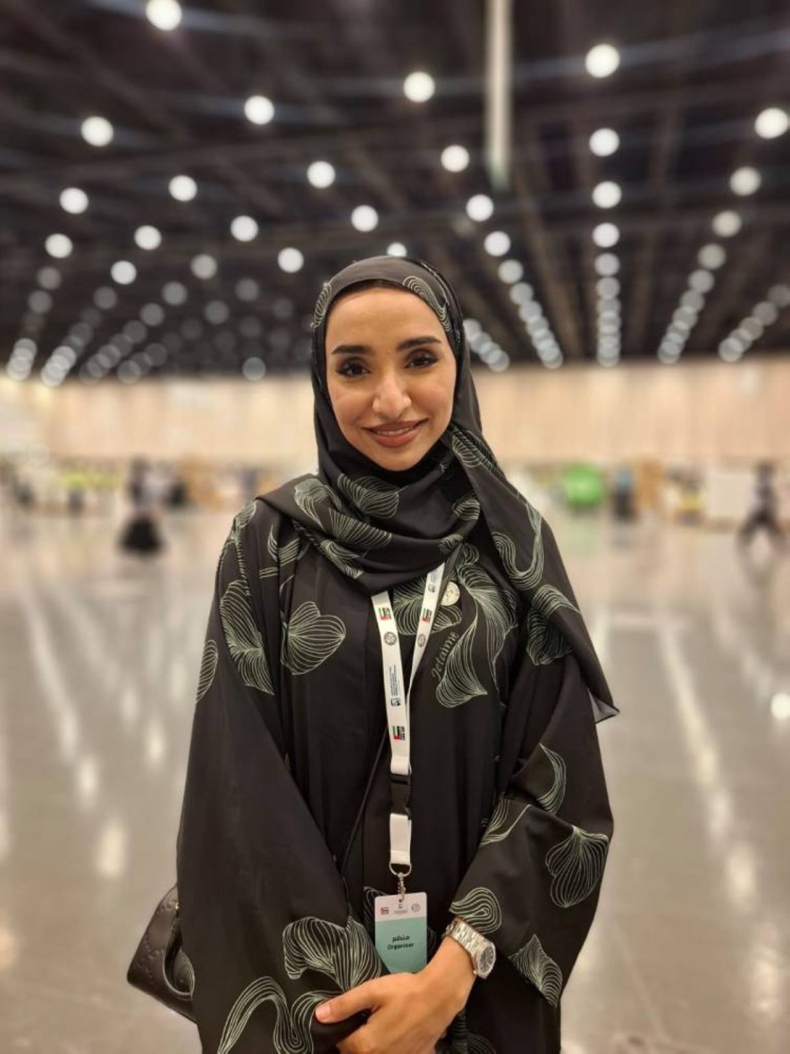 متطوعون من 5 إلى 70 عاماً يصنعون الأمل لأهالي غزة ضمن سفينة محمد بن راشد الإنسانية