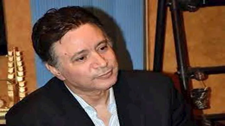 ابنة إيمان البحر درويش تطمئن الجمهور على الحالة الصحية لوالدها