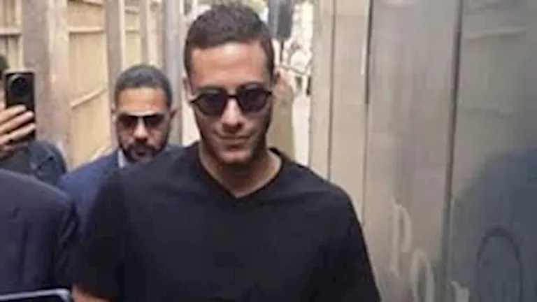 أول ظهور لرمضان صبحي بعد خروجه من محبسه (صورة)