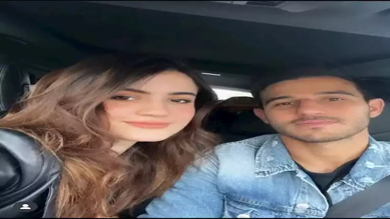 حمدي فتحي يهنئ زوجته بعيد ميلادها (صورة)