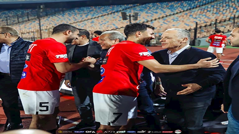 عضو اتحاد الكرة يكشف آخر تطورات الحالة الصحية لهاني أبوريدة