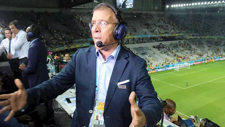 “كشر عن أنيابه”.. حفيظ دراجي يتغنى بمصر بعد التأهل لنصف نهائي أمم أفري