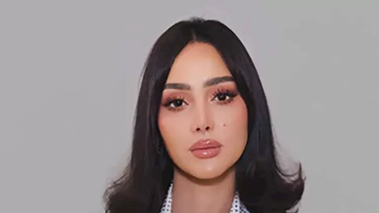 بسمة بوسيل بلوك جريء.. كيف نسقت إطلالتها؟