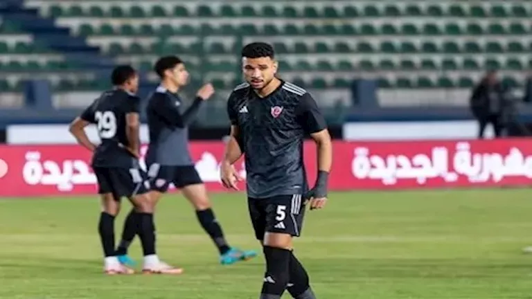 لقطة إنسانية مميزة بين هادي رياض ووالدته