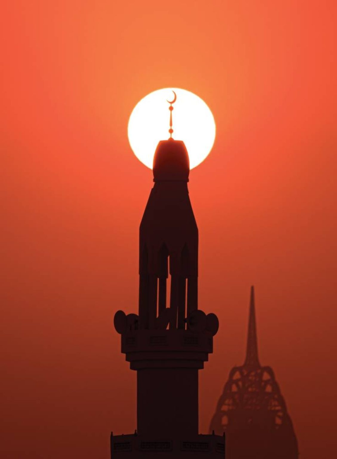 هدفنا تعميق التواصل ونشر الدفء في أحياء دبي