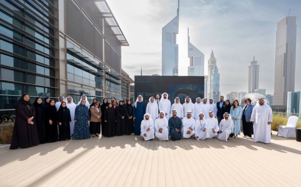 «الإمارات للفضاء» تنال شهادة «أفضل بيئة عمل»