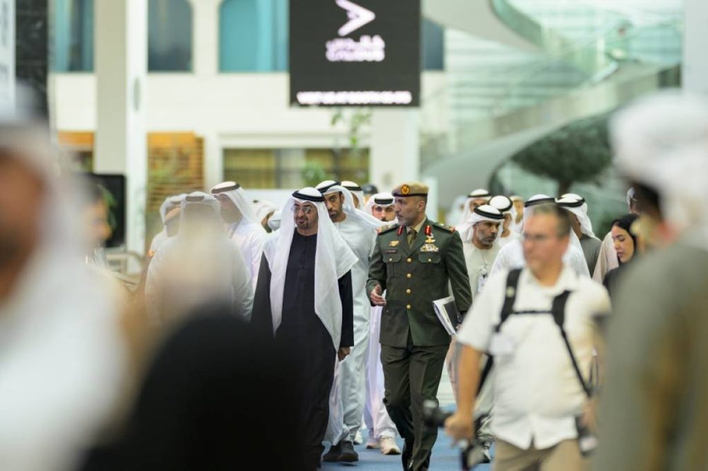 تعزيز موقع الإمارات مركزاً لتكنولوجيا المستقبل وابتكاراته