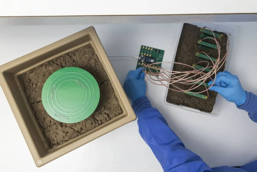 مستشعرات لا سلكية لمراقبة أعماق التربة وتحسينها