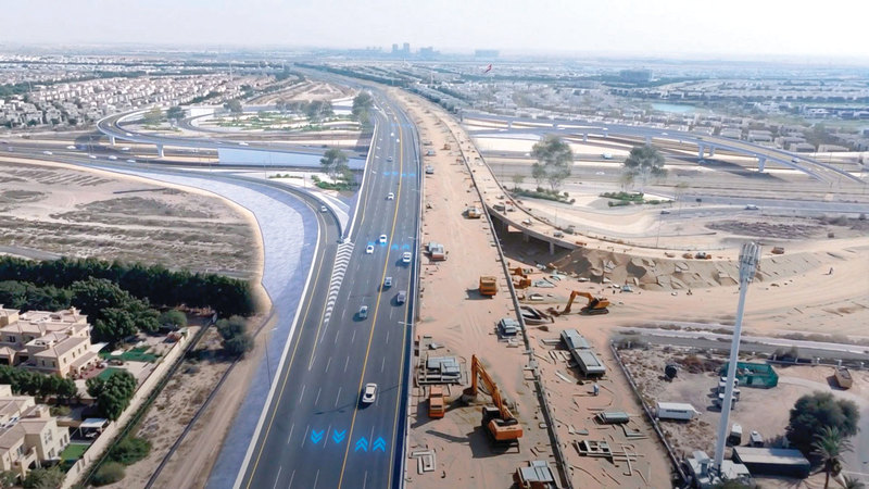 افتتاح جسر ضمن مشروع تطوير التقاطعات الرئيسة على شارع القدرة